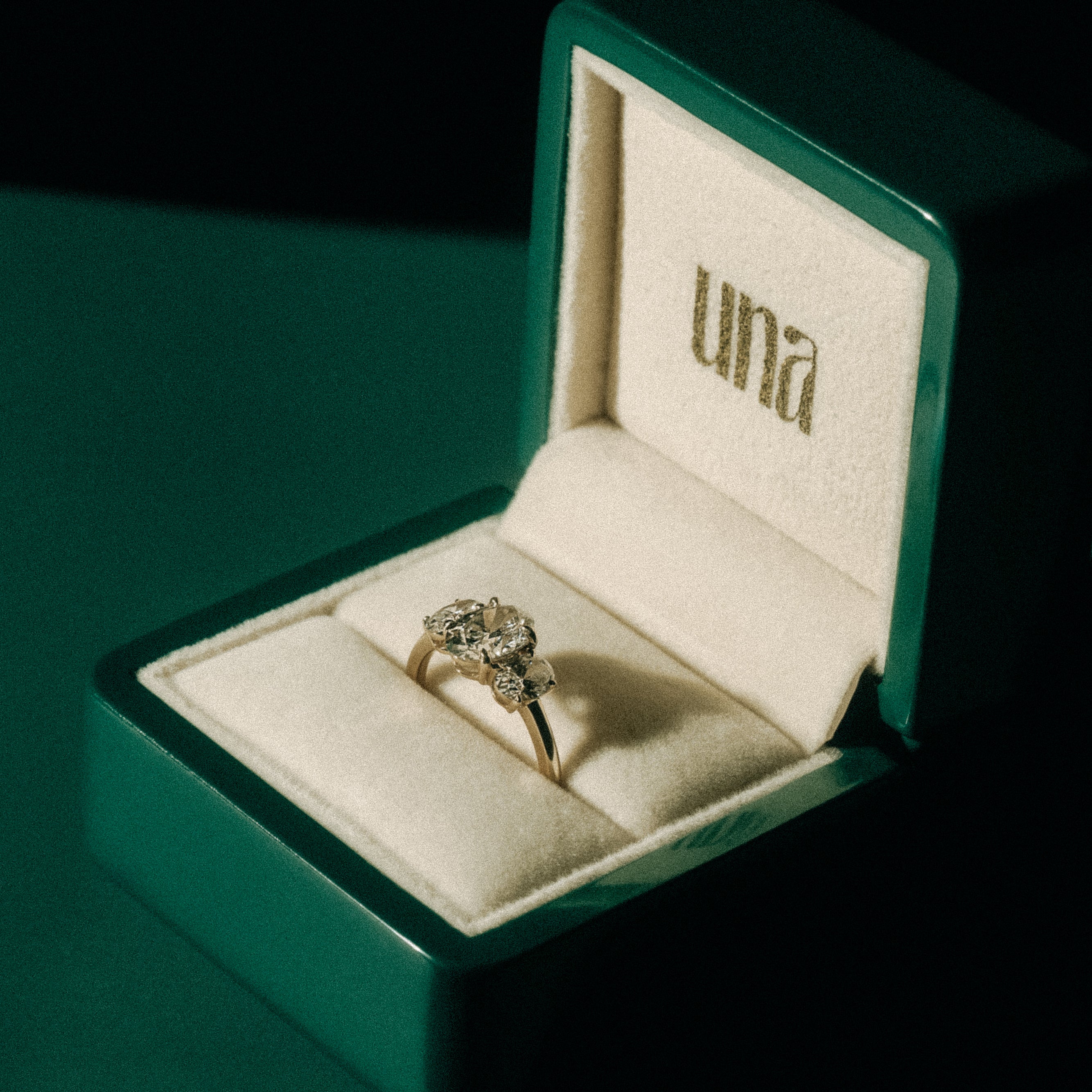 Una Diamond lab-grown diamond jewellery