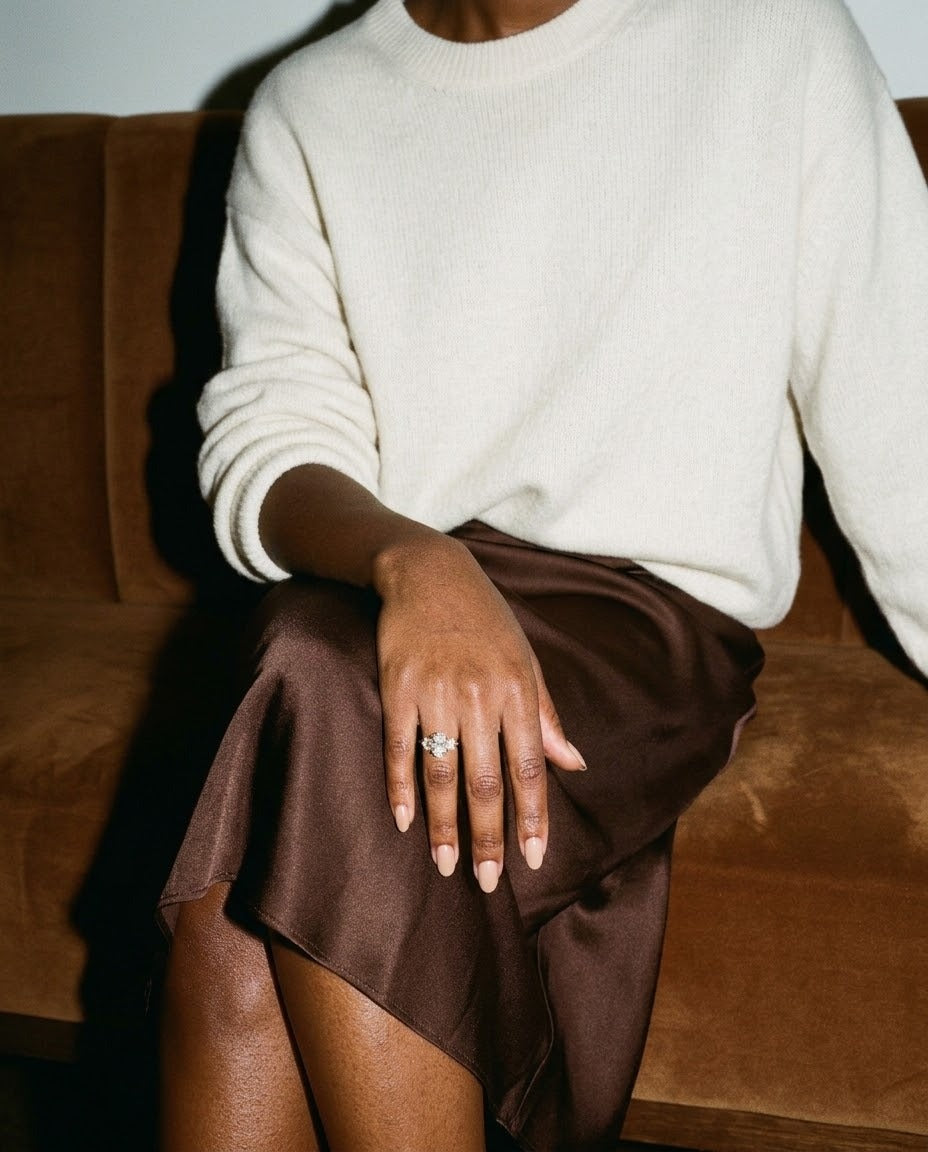 The Aurelia ring worn on the hand, lifestyle photo