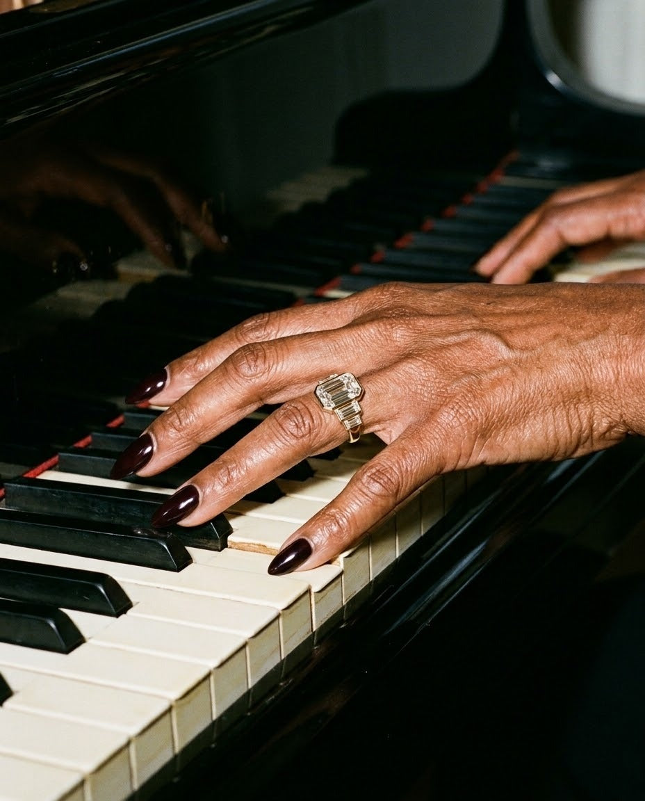 The Valencia ring worn on the hand, lifestyle photo